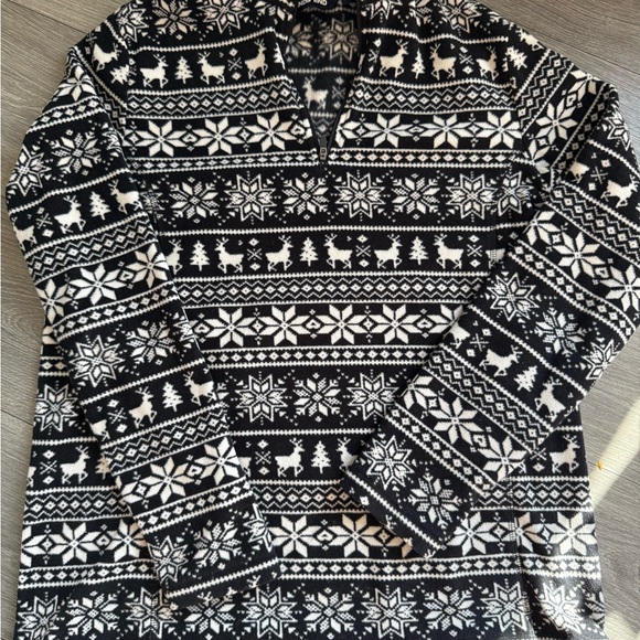 Lands' End Sweaters - Lands' End Womens Reindeer Snowflakes‎ Lightweight 1/4 Zip Fleece Sweater Size